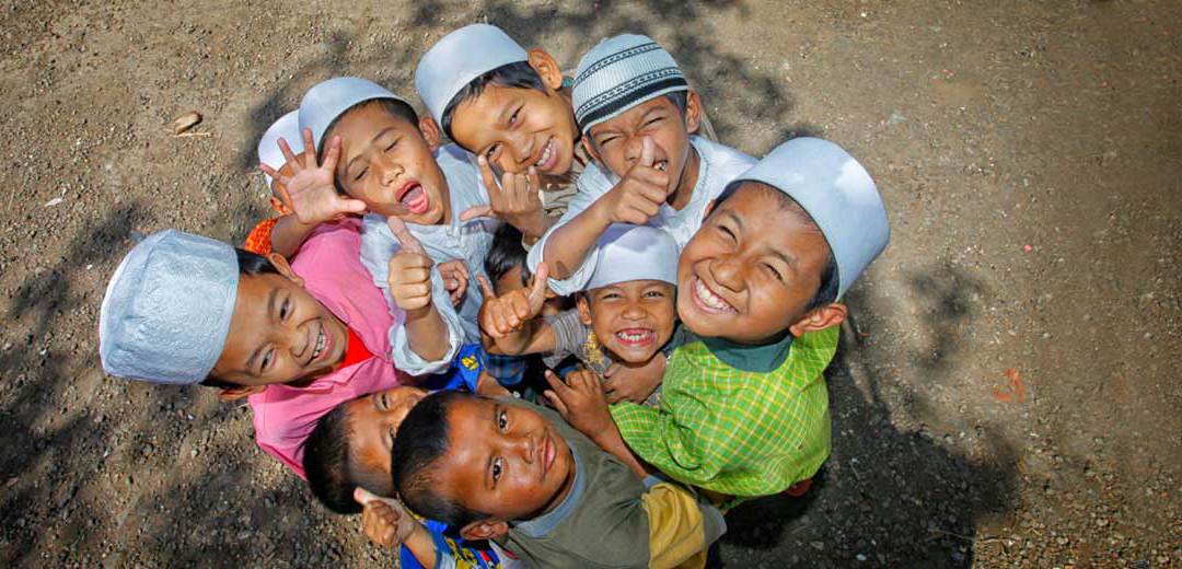 10 Muharam: Momentum Menebar Kepedulian dan Kasih kepada Anak Yatim 10 Muharam: Momentum Menebar Kepedulian dan Kasih kepada Anak Yatim