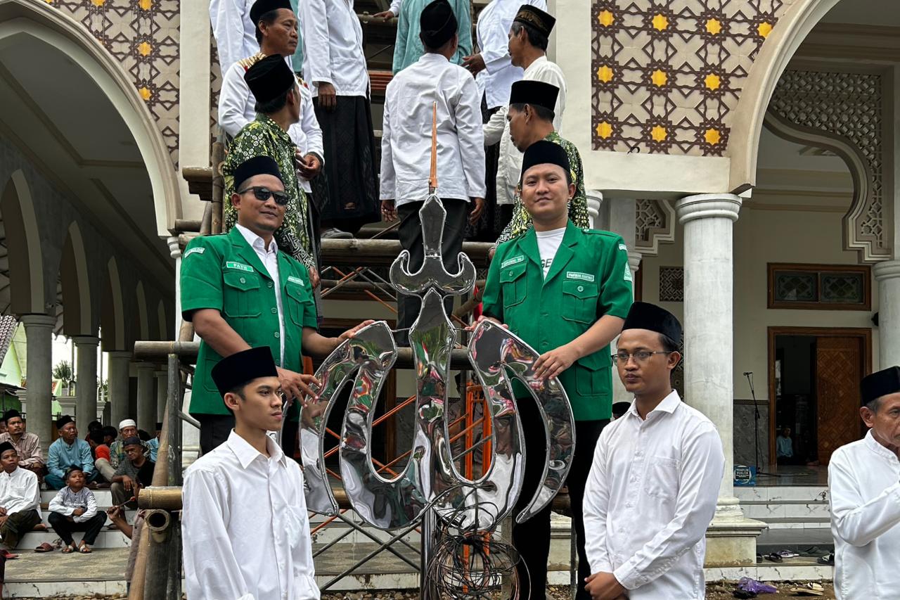 Kirab Ngarak Mustoko Masjid Jami’ Nurrohman & Tumplek Ponjen, Wujud Syukur dan Kebersamaan Warga Warulor